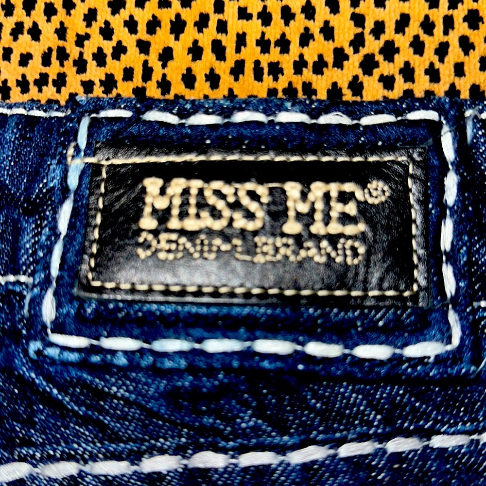 Miss me Denim Skirt,(Irene) Never worn, size 26